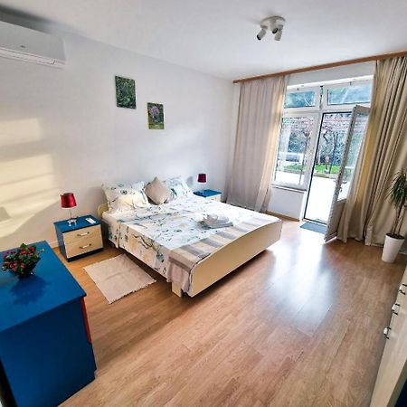 Retreat Apartments With Free Parking Pula Dış mekan fotoğraf
