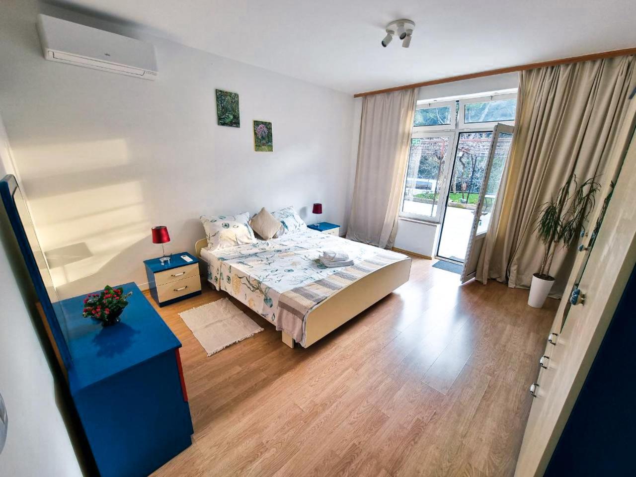 Retreat Apartments With Free Parking Pula Dış mekan fotoğraf